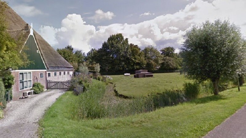 Laat buurt beslissen over Molenweg 1