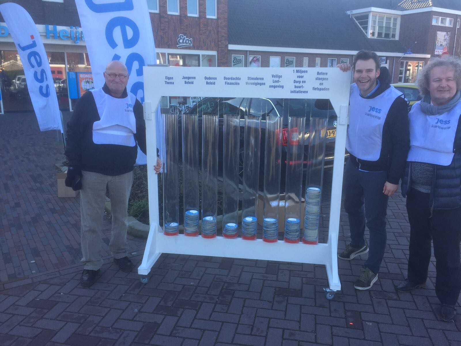 Warmenhuizen geeft eenzelfde beeld als Tuitjenhorn: Betere stoepen en fietspaden hard nodig!